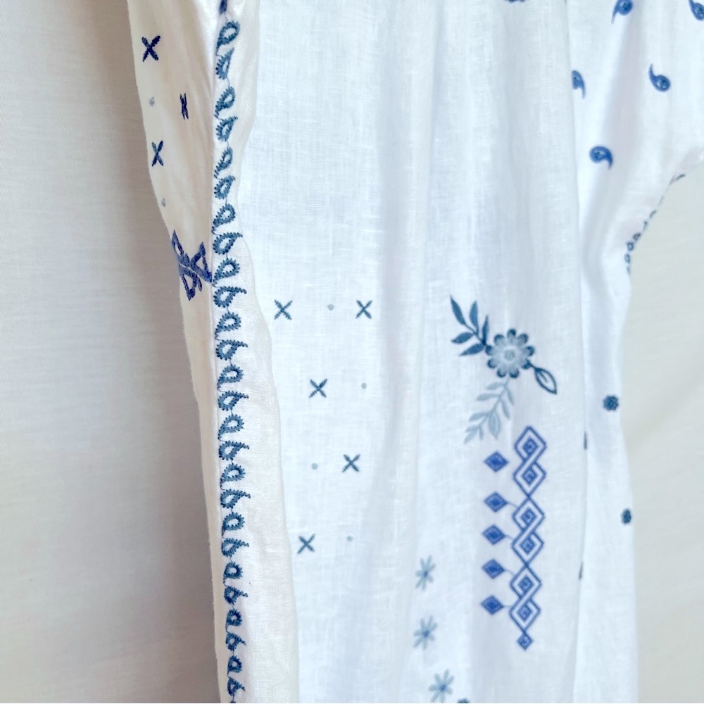 Johnny Was White and Blue 100% Linen Embroidered Boxy Dress - Picture 9 of 15